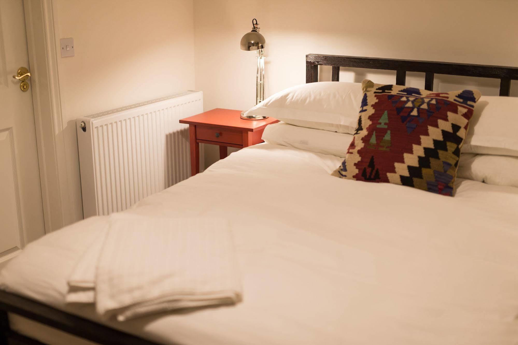 The Holford Arms Bed and Breakfast Τέτμπουρι Εξωτερικό φωτογραφία